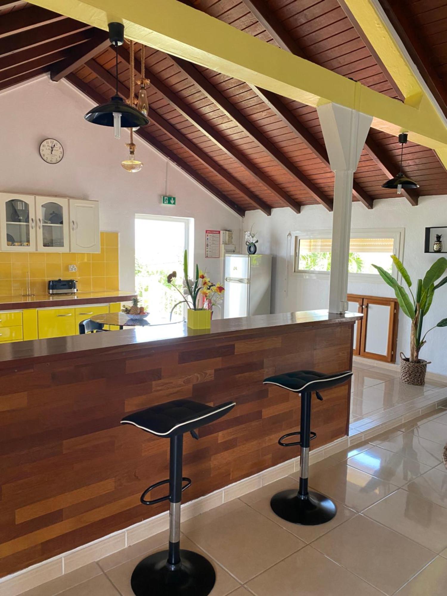 Chez Soul~Etage Entier Avec Vue Sur Mer Sainte-Rose Bagian luar foto